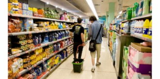 Acusan de terrorismo a 2 hombres en EEUU por toser y decir tener coronavirus