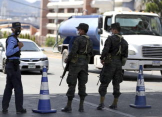 Por incumplir el toque de queda absoluto fueron detenidas al menos 30 personas