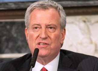 Nueva York advierte de que tiene material médico sólo hasta el 5 de abril