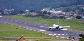 Ciudadanos norteamericanos logran salir tras permanecer varios días varados en Honduras