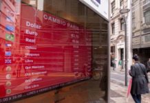 El miedo al coronavirus lastra a las divisas latinoamericanas frente al dólar