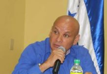 Alcalde de Cedros denunció que desde Casa Presidencial hay un plan para inhabilitar a ediles que pidieron vacunas a Bukele