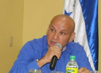 Alcalde de Cedros suplica por ayuda para llevar alimentos a sus pobladores