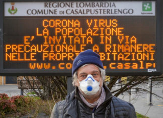 Los muertos en Italia superan los 8.000 y suben de nuevo los contagios