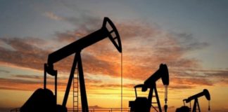 Petróleo de Texas abre con una caída del 3,67 % golpeado por la baja demanda