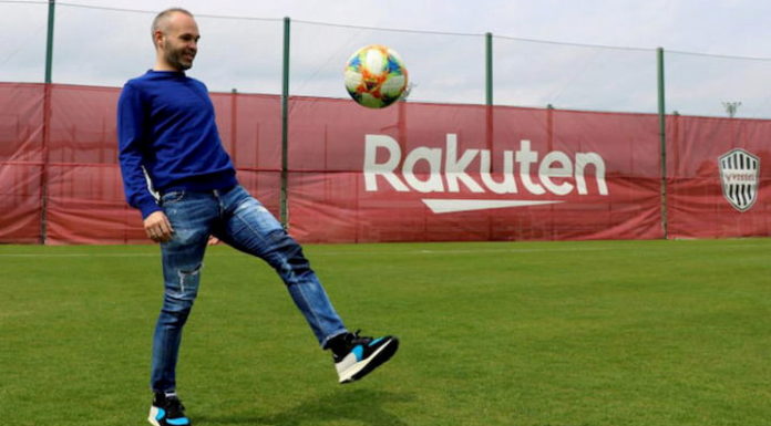 Iniesta cree que el retorno de Xavi al Barça sería una «gran noticia»