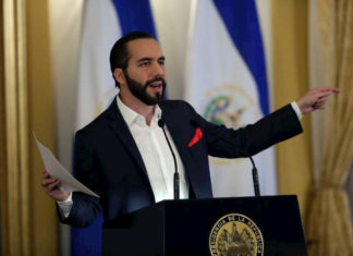 Bukele destituye a primer funcionario por posible corrupción