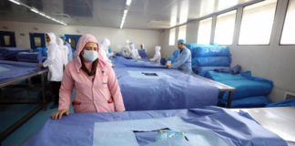 N.York vive su día más mortífero mientras los hospitales de EEUU buscan camas