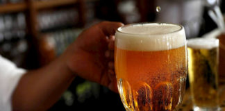 Empresa no venderá cerveza en el norte de Perú tras colas en plena cuarentena