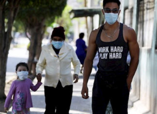 Guatemala apura construcción de hospitales de campaña para enfrentar COVID-19