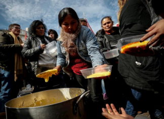 Temor por hambre marca inicio de segundo mes de combate a COVID-19 en América