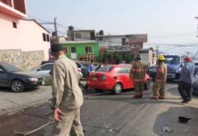 Imprudente del volante deja daños materiales y una persona herida en colonia capitalina