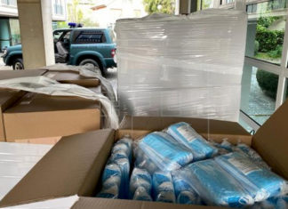 Dos años de prisión a dos holandeses por estafa con mascarillas bajo pandemia