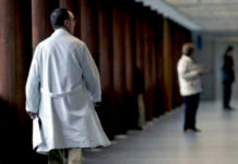 México contrata a 300 médicos y enfermeras en dos días por el COVID-19