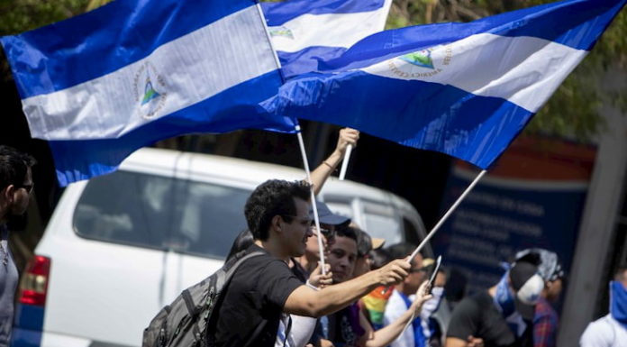 Nicaragua desafía al COVID-19 con conciertos, bailes y falsos sacerdotes