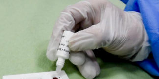 Jamaica busca pruebas de coronavirus tras el bloqueo de un envío en EE.UU.