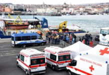 ONG piden a Italia reabrir sus puertos y no usar la crisis del coronavirus