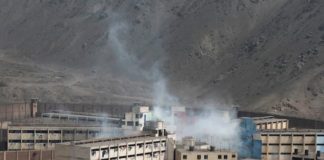 Motín en cárcel peruana deja 8 muertos, tras protestas por casos de COVID-19