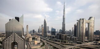 Dubái prepara 3.000 camas para enfermos de COVID-19 en un lujoso rascacielos