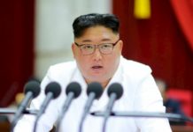 Kim Jong-un aparece en público para rendir tributo a su abuelo