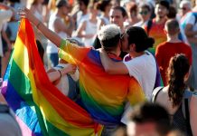 España celebrará el Orgullo LGTBI en Internet y en los balcones