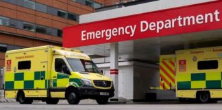 Los fallecidos por COVID-19 en R.Unido aumentan a 15.464, con 888 en un día