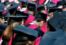 Obama, Lady Gaga y BTS participarán en la graduación virtual de YouTube