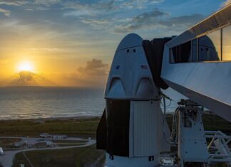 Despega el primer vuelo espacial desde Estados Unidos a la EEI en nueve años