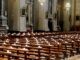 Roma empieza a desinfectar sus 337 iglesias católicas para reanudar las misas