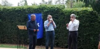 Ricardo Álvarez deja aspiraciones presidenciales y se une a Mauricio Oliva