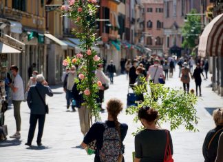 OMS advierte que mayoría de la gente sigue siendo susceptible al coronavirus