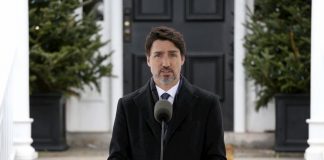 Trudeau anuncia la prohibición de 1.500 modelos de armas de asalto en Canadá