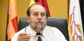 Ministro boliviano arrestado y cesado por caso de corrupción con respiradores