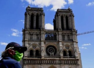 La catedral de Notre Dame reabre su explanada