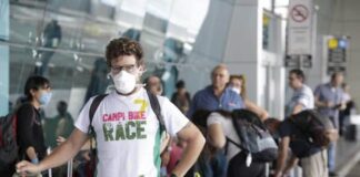 Panamá amplía un mes más la suspensión de vuelos internacionales