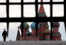 Putin ordena a rusos que vuelvan al trabajo tras seis semanas no laborables