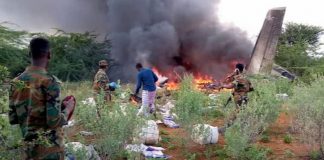 Seis muertos al estrellarse un avión con material para la COVID-19 en Somalia