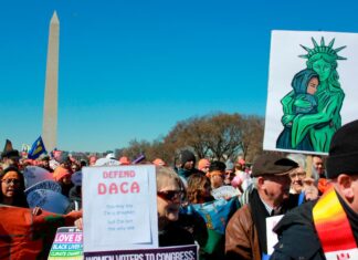 El Supremo de EE.UU. mantiene en pie el programa DACA para los «soñadores»
