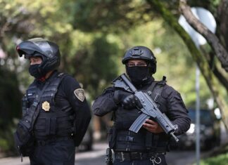 Autoridades mexicanas confirman 19 detenidos por atentado a jefe de policía