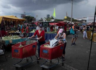 Costa Rica suspende la fase tres de la reapertura debido al récord de casos diarios