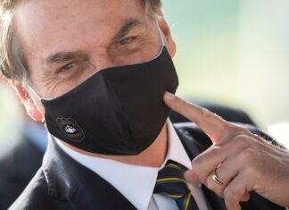 El capacitado ministro de Bolsonaro que cayó por falso currículo