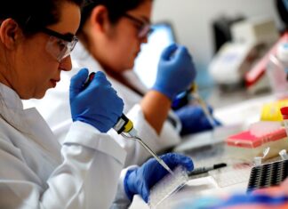 Reino Unido, China y EEUU lideran la carrera por la vacuna contra la COVID-19