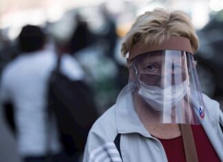 Los casos globales superan los 17,8 millones, con fuerte ascenso en Colombia