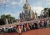 Fanáticos de Disney agotan en horas reservas para la reapertura en Orlando