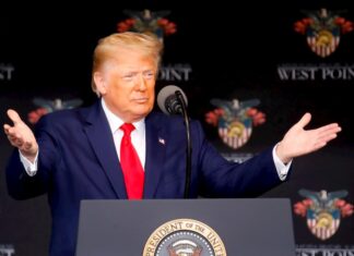 Médicos dicen que evento de Trump en Florida es «extremadamente peligroso»