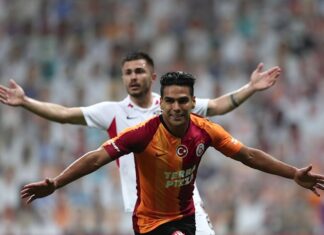 Falcao destaca y vuelve al gol con el Galatasaray pero sale con una molestia