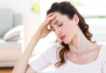 Las mujeres tienen más posibilidades de sufrir Alzheimer por la menopausia