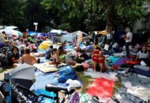 «Protestantes» acampan en Nueva York