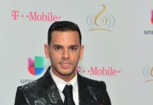 Tito El Bambino y Farruko celebran el amor propio y la magia del reggae