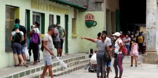 Cuba anuncia plan de reapertura sin calendario fijo y en tres fases iniciales